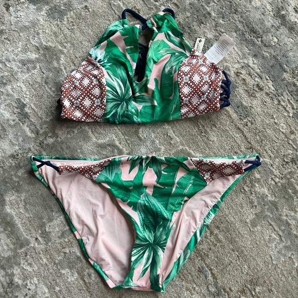 Nwt Sperry brand 2 piece bikini.  Sz l - Picture 12 of 12